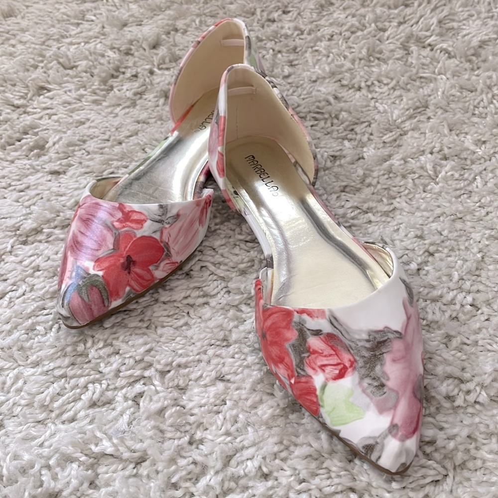 Floral, Pointed Toe Ballet Flats
